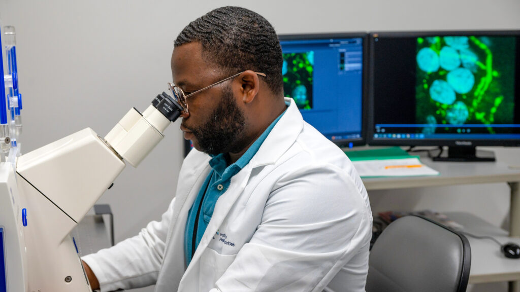 UNTHSC Biomedical Sciences Student in the Lab